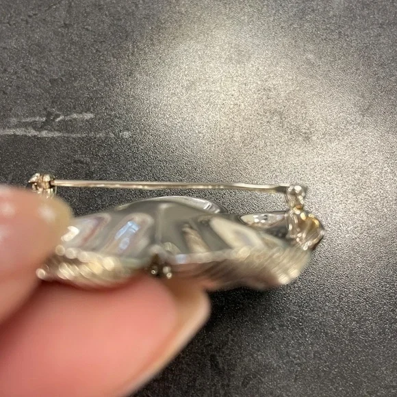 Tiffany & Co. Vintage Sterling Silver Dogwood Flower Brooch - Picture 4 of 4